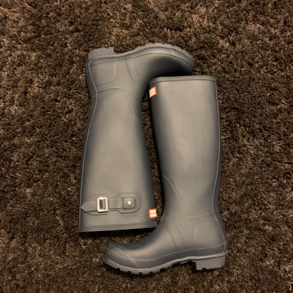 hunter original tall rain boots navy
